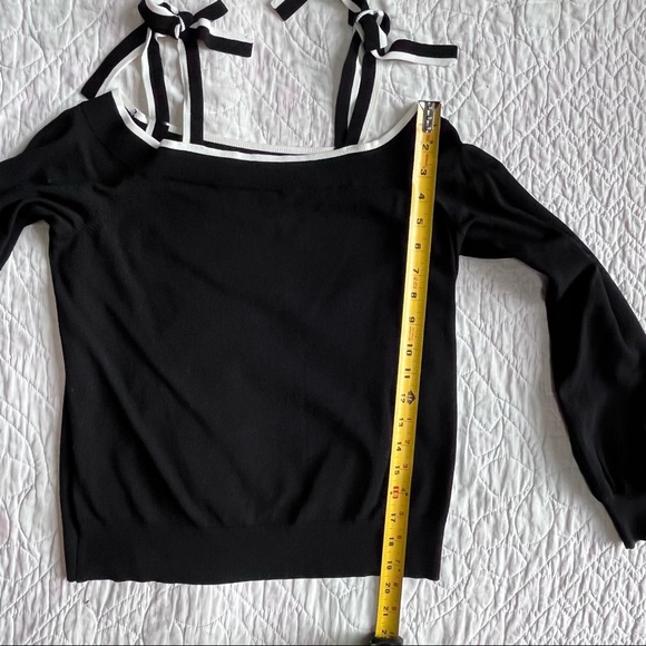 Ann Taylor black off the shoulder sweater - NWT! - Picture 5 of 6